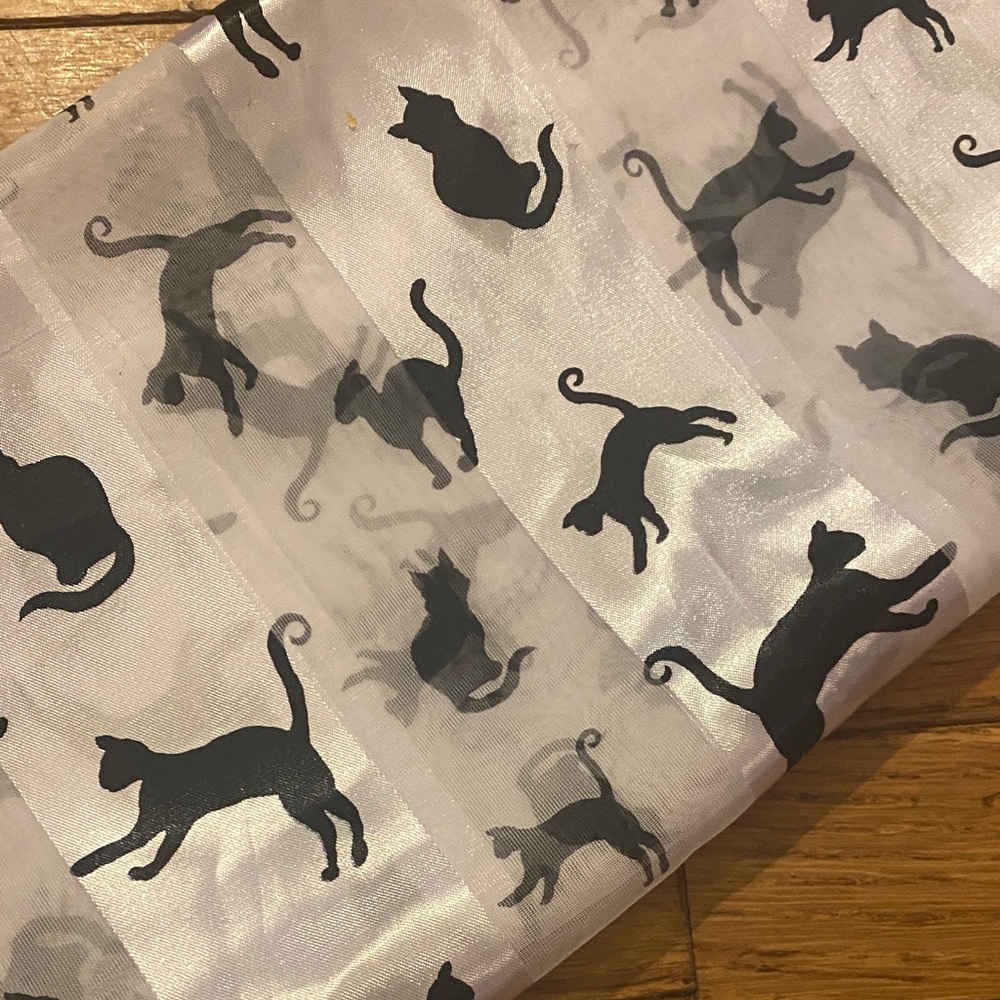 Chic Cat Patterned Sheer Scarf - Picture 7 of 7